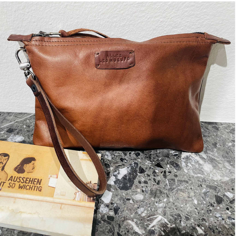 POCHETTE - Borsello - vera pelle color cognac