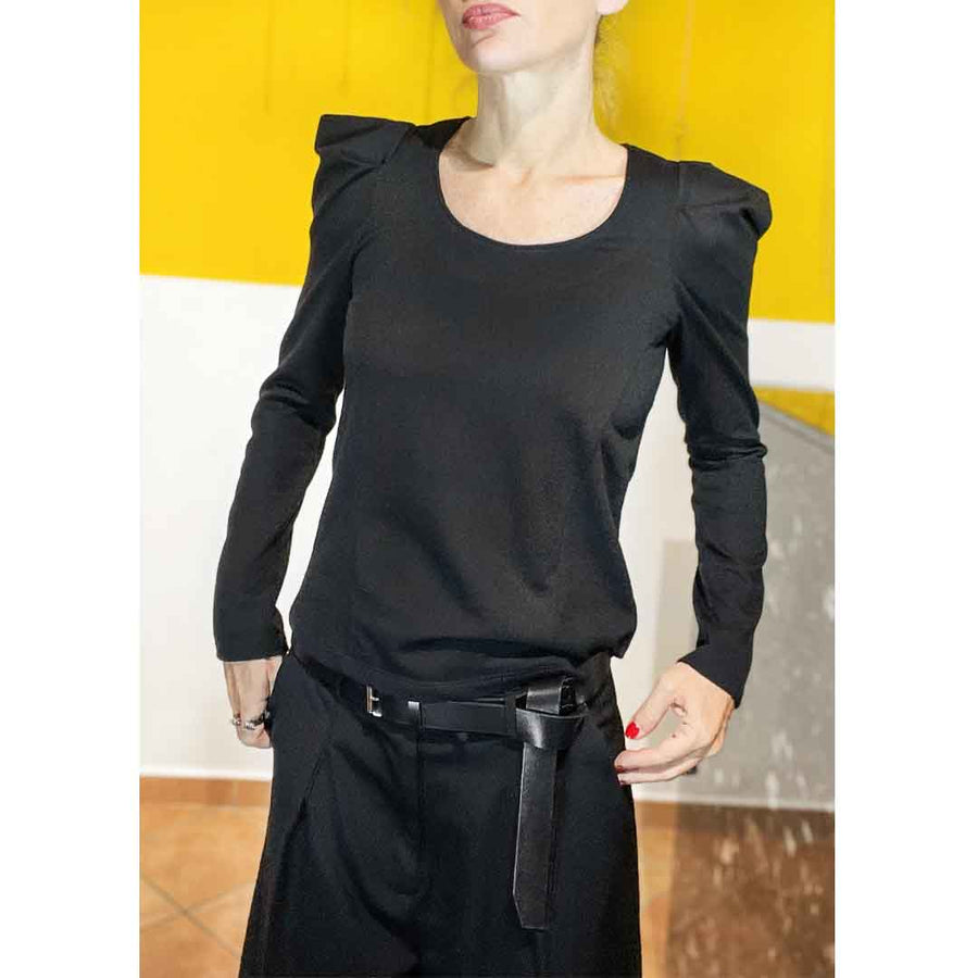 MARQUES - Maglia 100%lana sottile colore nero con motivo spalle